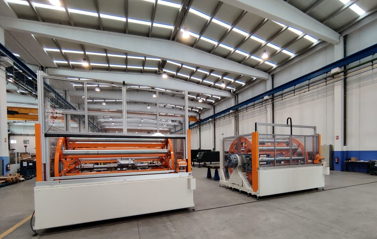 BOBINADOR TUBOS HIDRÁULICOS — Máquinas para bobinar tubos hidráulicos y realizar prueba de presión.