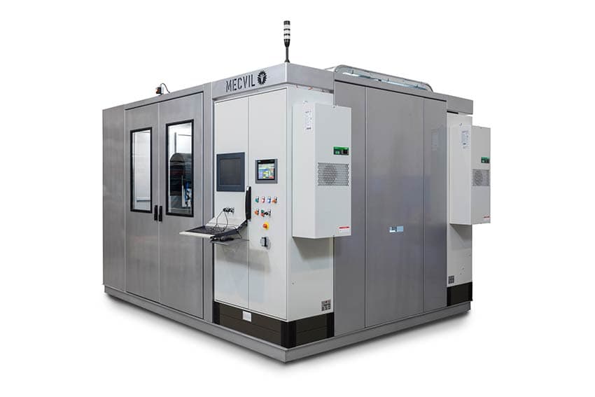 MÁQUINA CNC PARA ESQUÍS — Máquina CNC para fresar esquís.