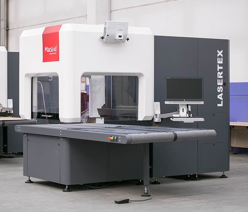 MÁQUINA DE LÁSER TEXTIL — Máquina de láser para el sector textil.